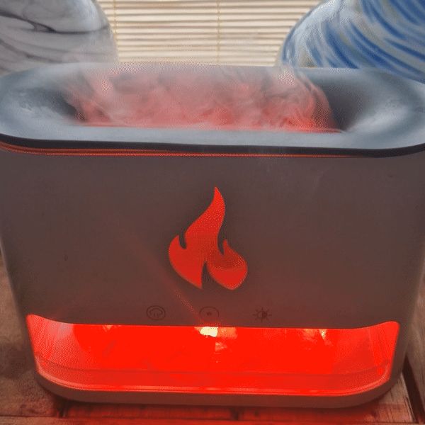 Blaze Aroma Diffuser - Himalayan Salt Chamber - USB-C - Flame Effect (Salt included)