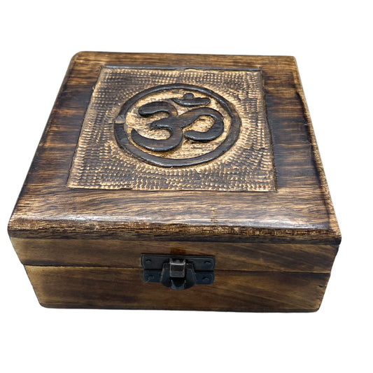 Quadratische Holz-Erinnerungsbox 13x13x6cm - Om