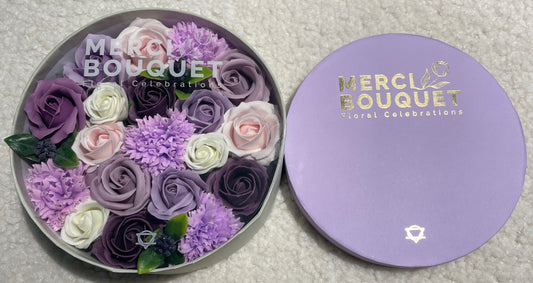 Round Box - Lavender Rose & Carnation